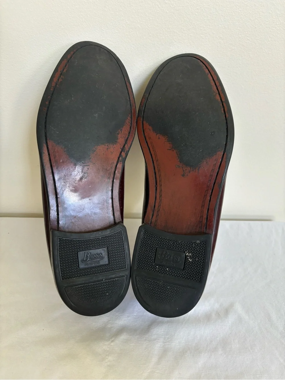 GH Bass Tassel Loafers burgundy wine Size 10 D Mens Leather